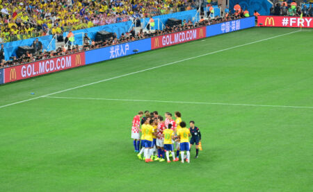 不断调整 不断调整