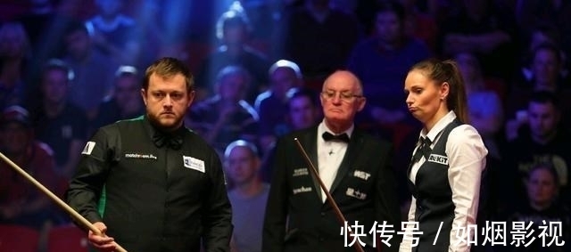 牌将目光聚 牌将目光聚