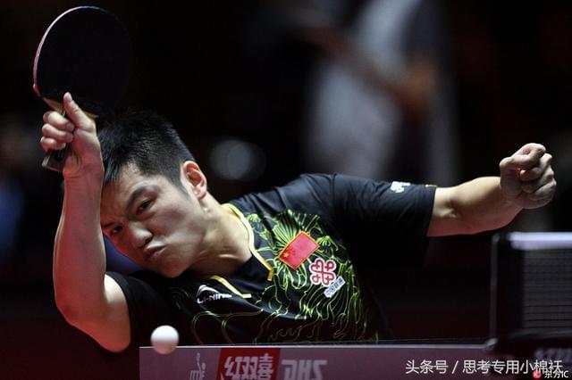 他顺势作出 他顺势作出