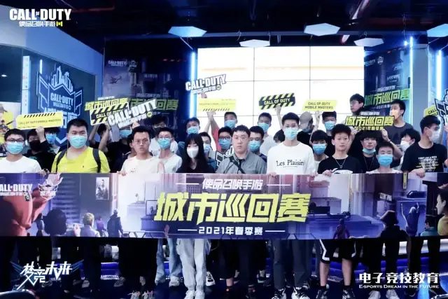 的讨论愈发 的讨论愈发